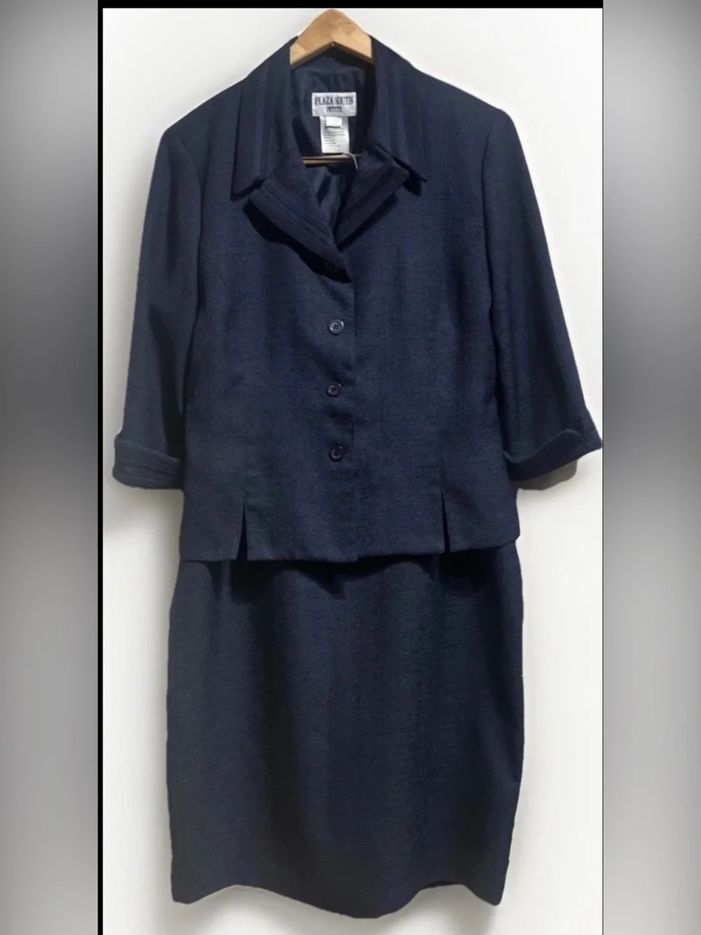 Plaza South Petite 16P Navy Blue Textured Skirt Suit